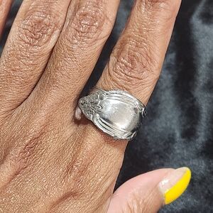 Unique Gibson Vintage stainless spoon ring- Size 8